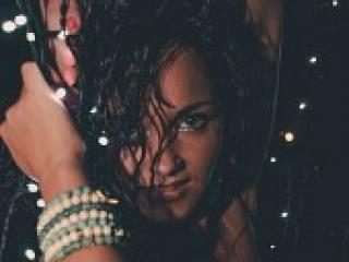 कामुक वीडियो चैट karina79