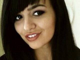 कामुक वीडियो चैट karinaa21