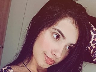 कामुक वीडियो चैट KarinaDoll