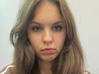 कामुक वीडियो चैट KarlMerck