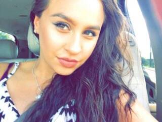 कामुक वीडियो चैट Karmmms