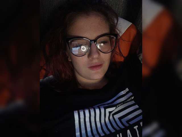 प्रसारण स्क्रीनशॉट KarolinaBel