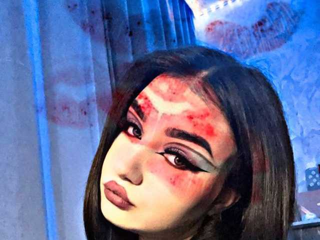 प्रोफ़ाइल की तस्वीर KarolinaQ