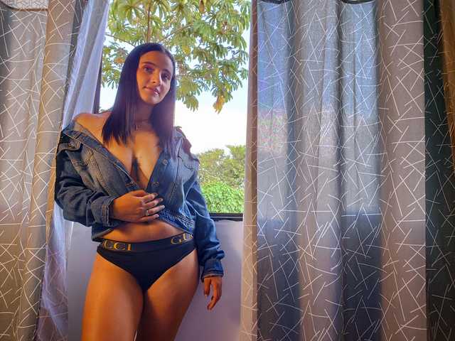 प्रोफ़ाइल की तस्वीर karolrossi
