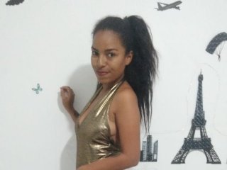 प्रोफ़ाइल की तस्वीर Karolyparis27