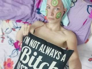 कामुक वीडियो चैट KatarinaJ