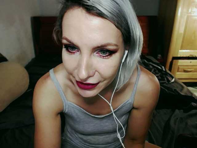 प्रसारण स्क्रीनशॉट KatarinaJ