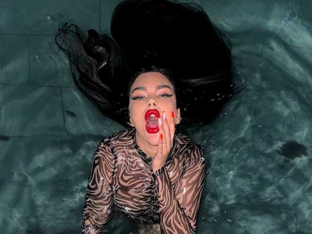 प्रोफ़ाइल की तस्वीर katerine-Monroe