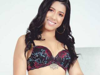 कामुक वीडियो चैट KatieNolan