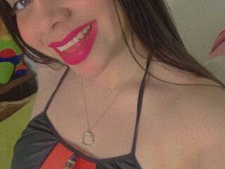 कामुक वीडियो चैट KattaleyaF