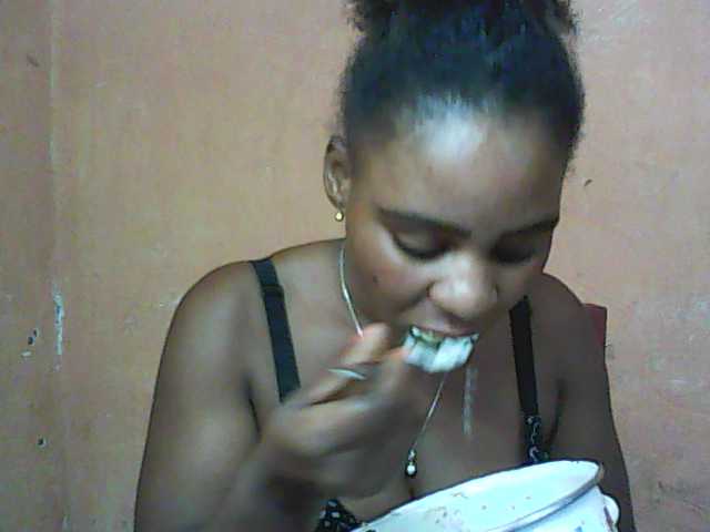 प्रसारण स्क्रीनशॉट kattybraid