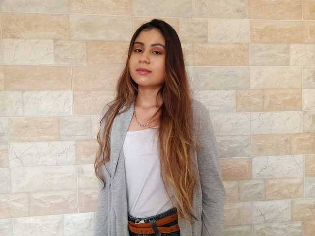 प्रोफ़ाइल की तस्वीर katyablonde99
