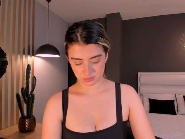 प्रसारण स्क्रीनशॉट KatyRousse