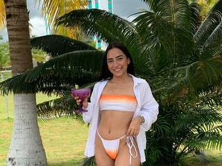 कामुक वीडियो चैट kaylavibes