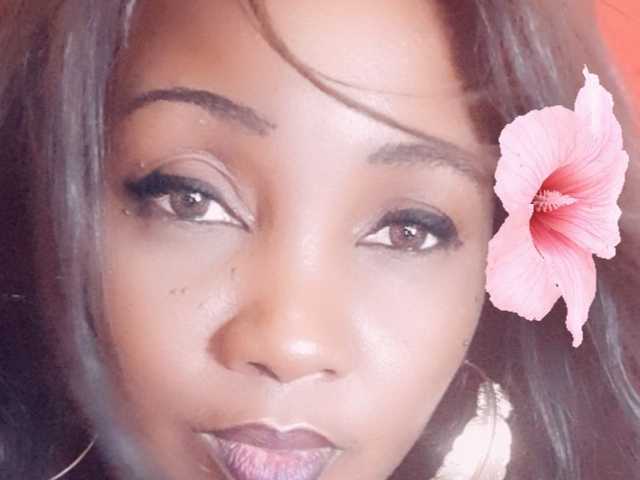 प्रोफ़ाइल की तस्वीर kelly4u