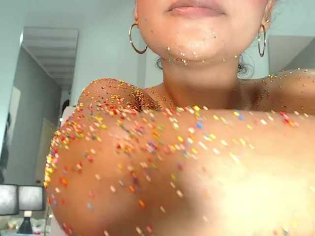 तस्वीरें kendallanders wellcome guys,who wants to try some of this delicious candy? fuck hard this candy at goal @599// #sexy #fingering #candy #amateur #latina [499 tokens remaining] [none]599