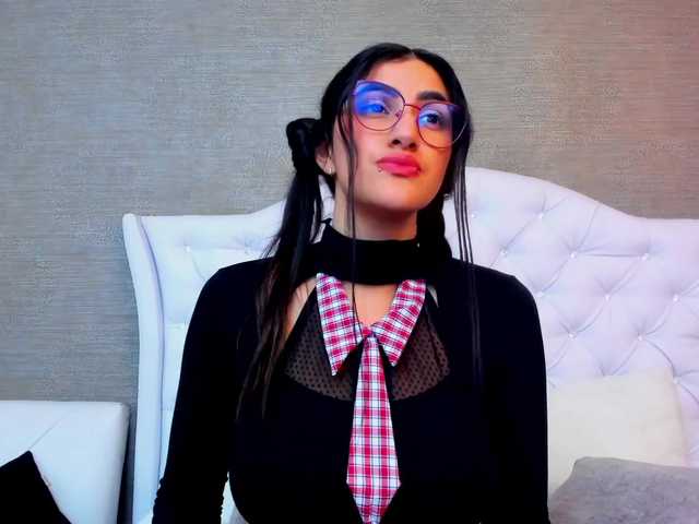 प्रसारण स्क्रीनशॉट KenyaKendall