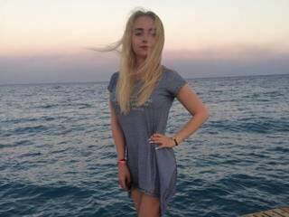 कामुक वीडियो चैट kerii1