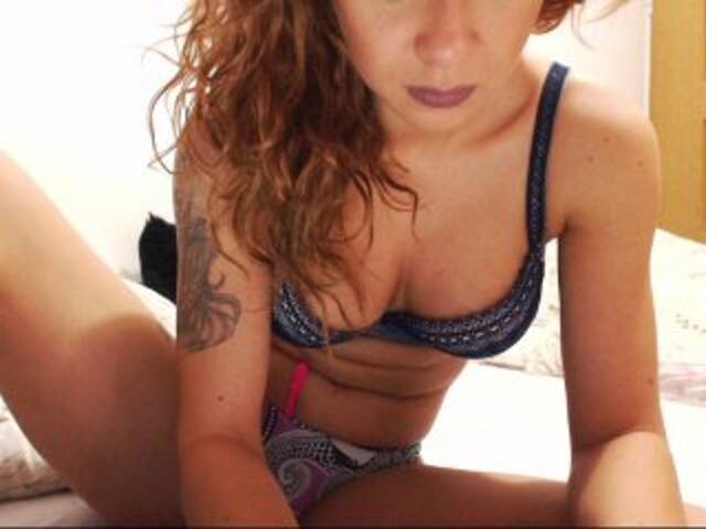 प्रसारण स्क्रीनशॉट KeyraDiamond