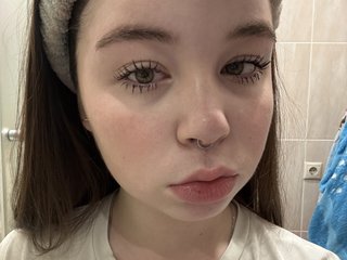 कामुक वीडियो चैट kikikiraa