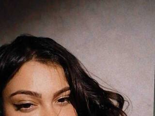 कामुक वीडियो चैट KimWalkeer