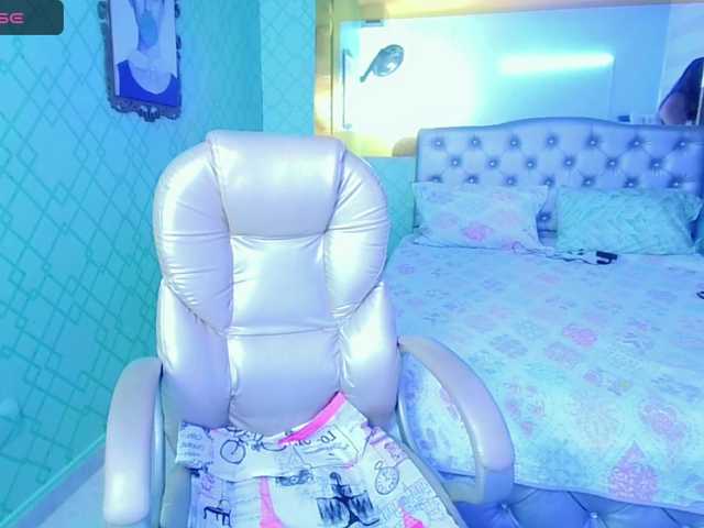 प्रसारण स्क्रीनशॉट KindomTits