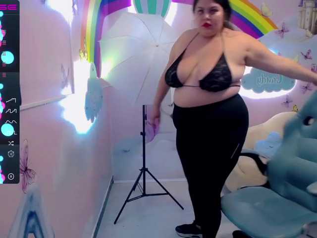 प्रसारण स्क्रीनशॉट KindomTits