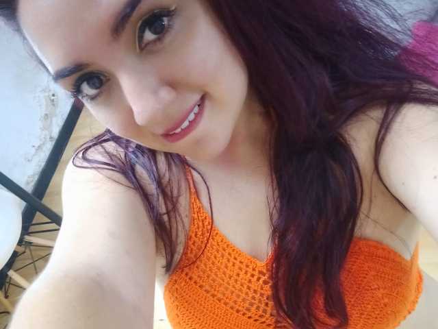 प्रोफ़ाइल की तस्वीर kinky-redhead18