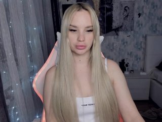 कामुक वीडियो चैट KiraKrox