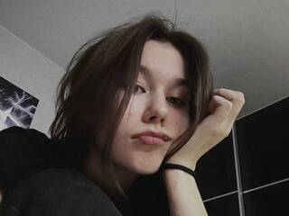 कामुक वीडियो चैट KiraTwinkie