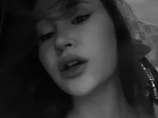 कामुक वीडियो चैट KiraVixen