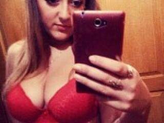 कामुक वीडियो चैट kissamaleny