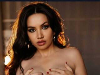 कामुक वीडियो चैट Kisskovaa