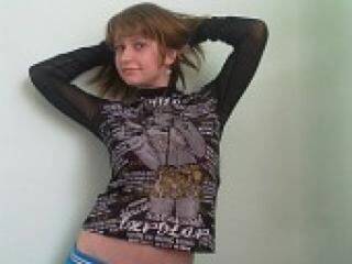 कामुक वीडियो चैट kisulya93