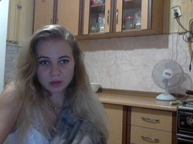 प्रसारण स्क्रीनशॉट KittenLedy