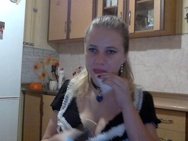 प्रसारण स्क्रीनशॉट KittenLedy