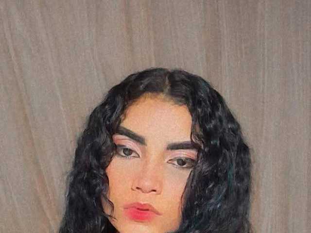 प्रोफ़ाइल की तस्वीर kittycum1