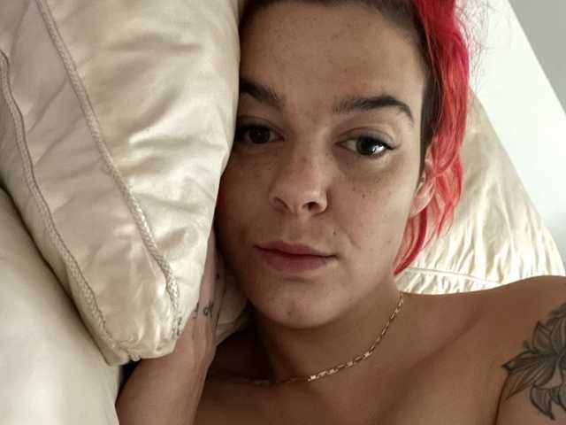 प्रोफ़ाइल की तस्वीर kitykitkat