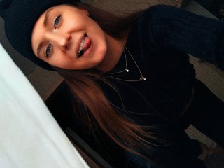 कामुक वीडियो चैट KotiMrrr