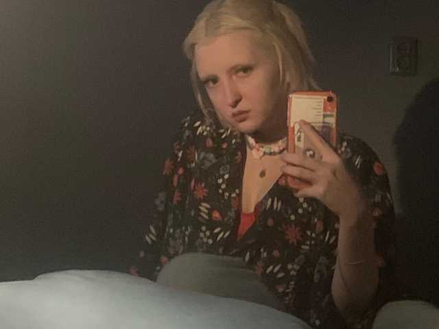 प्रोफ़ाइल की तस्वीर kraziebb