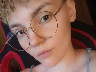 कामुक वीडियो चैट Krisfff