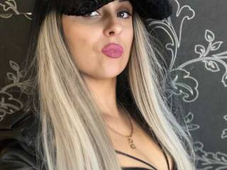 कामुक वीडियो चैट KrisKoskina