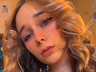 कामुक वीडियो चैट Kriss-add