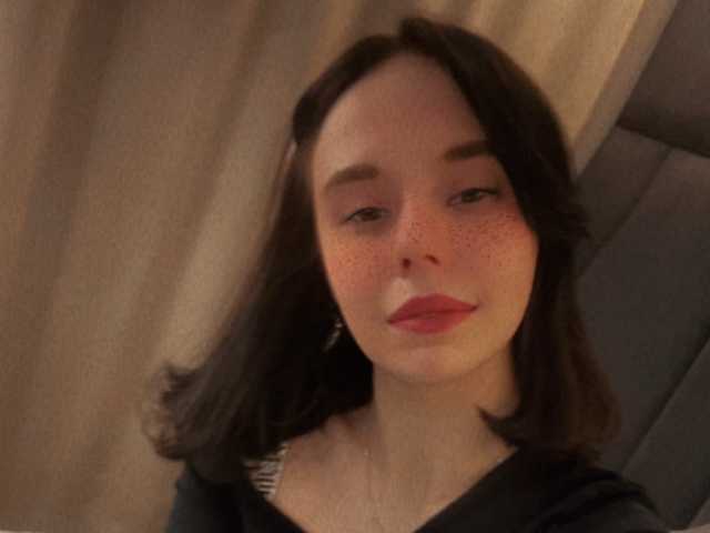 प्रोफ़ाइल की तस्वीर KrissyKittyCat