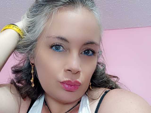 प्रोफ़ाइल की तस्वीर kristensweet-777