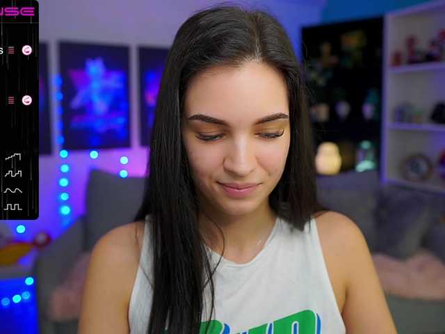 प्रसारण स्क्रीनशॉट KylieQuinn018