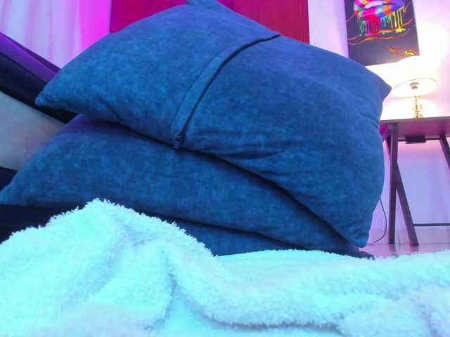 प्रसारण स्क्रीनशॉट Laaura-Velez