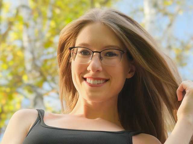 प्रोफ़ाइल की तस्वीर LaceyBloom
