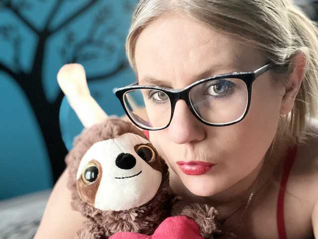 प्रोफ़ाइल की तस्वीर Lady-gloria6969