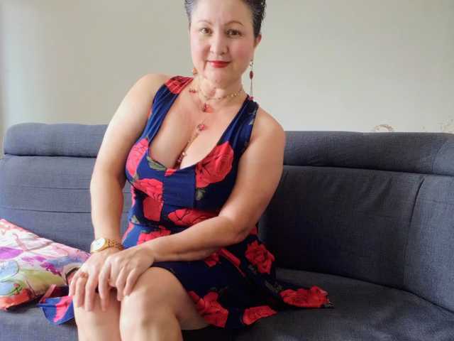प्रोफ़ाइल की तस्वीर LADYQUEEN520